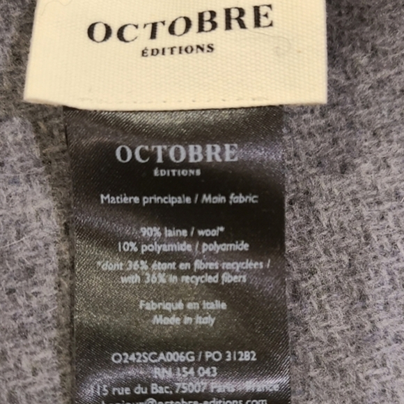 Scarf - Picture 4 of 5